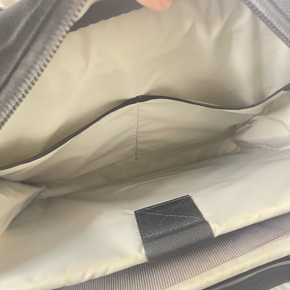 Timbuk2 Black Yellow Computer iPad Folder Bag - Picture 11 of 12